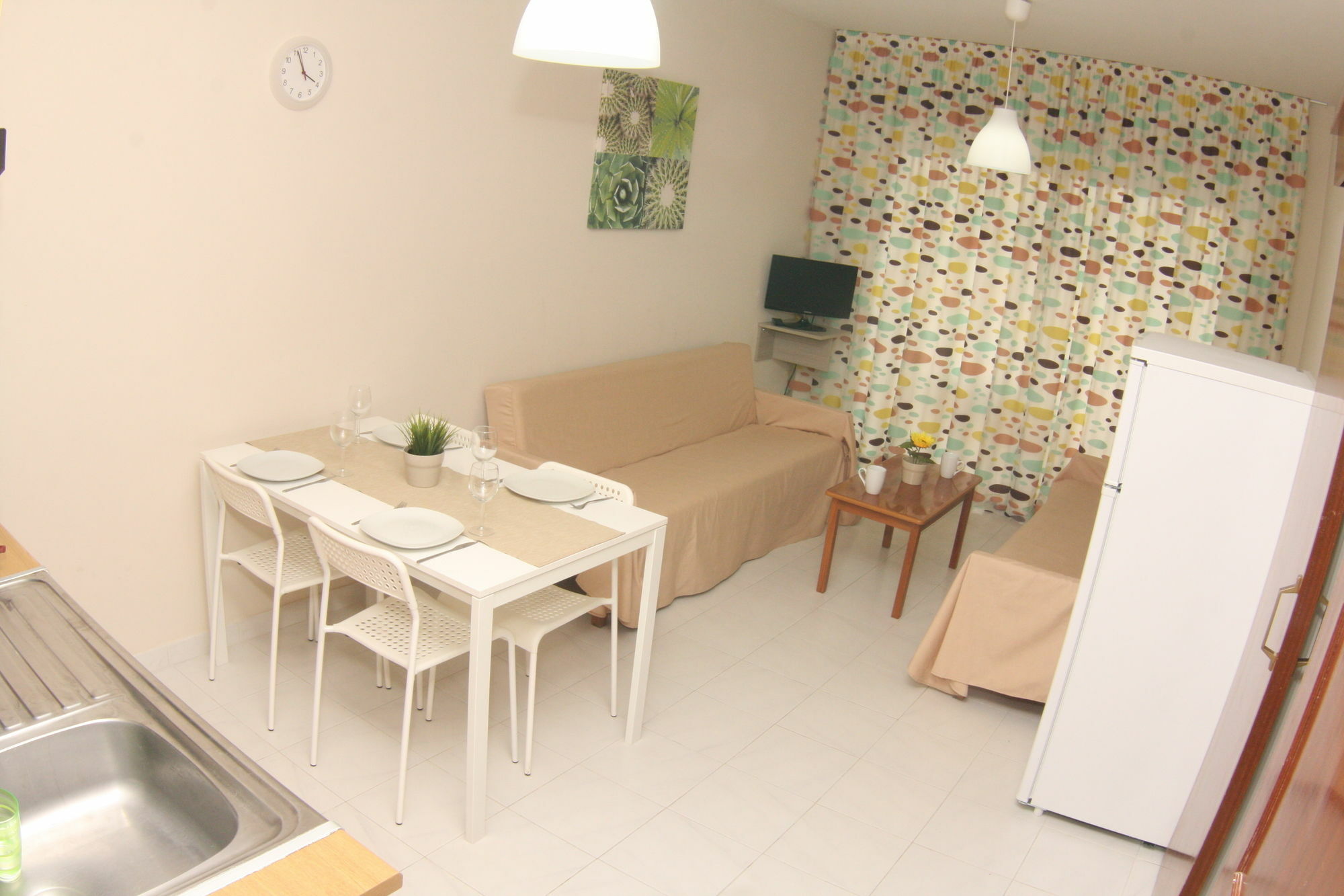 Staycentral Larnaca Buitenkant foto