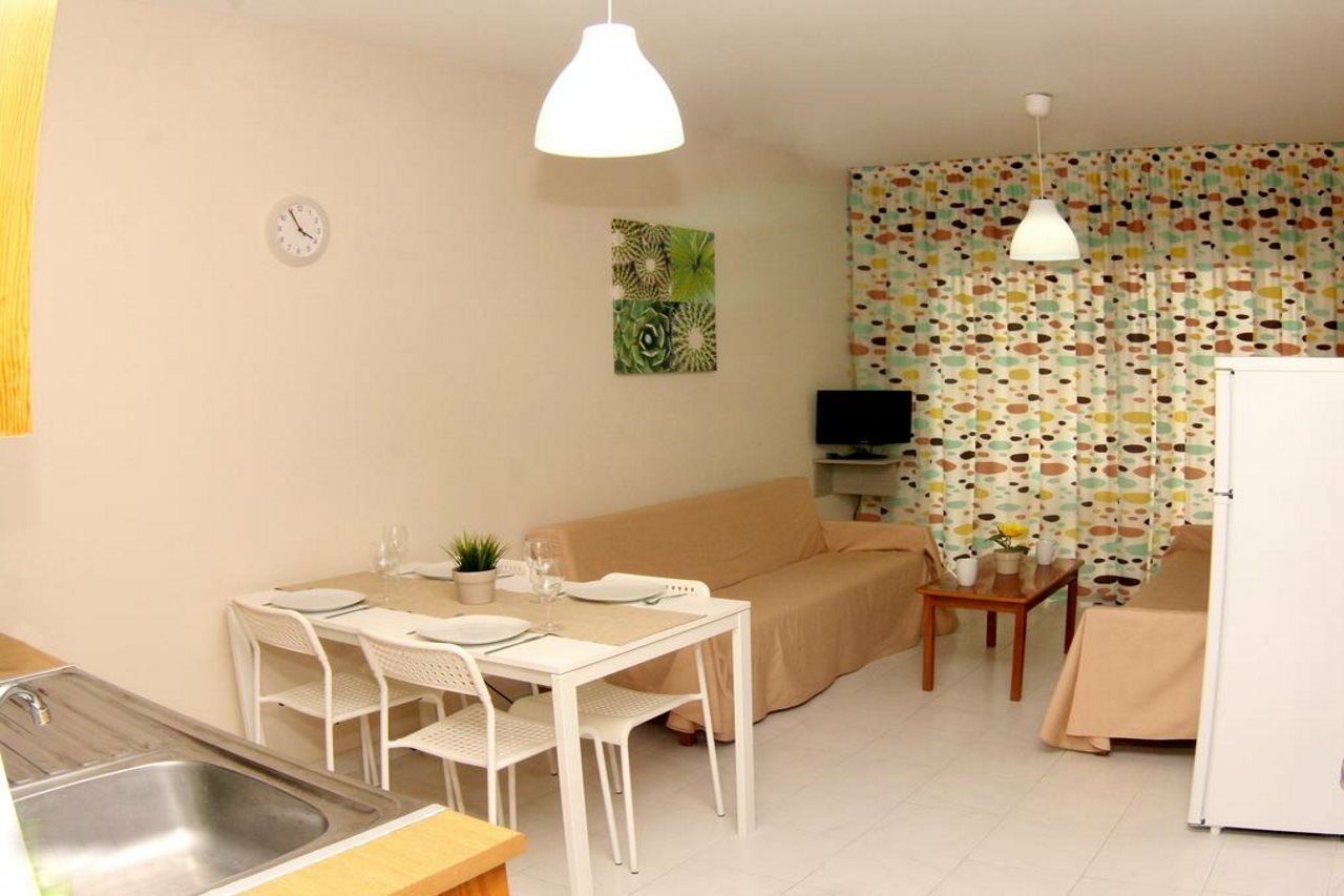 Staycentral Larnaca Buitenkant foto
